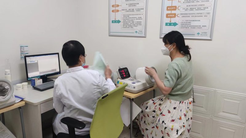 目前市场上常见的夫妻孕前基因检测套餐主要包括以下内容：